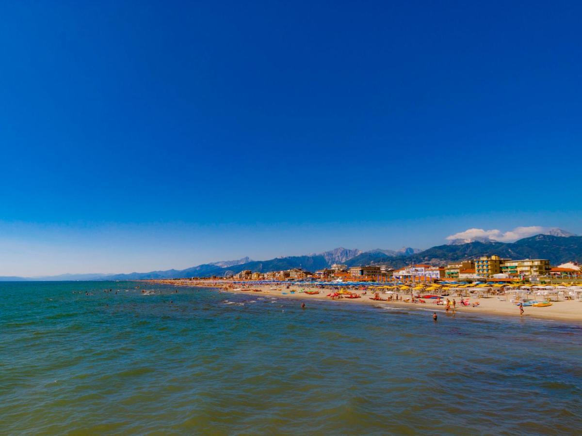 Holiday Home Stella Marina By Interhome Marina di Pietrasanta Exterior photo